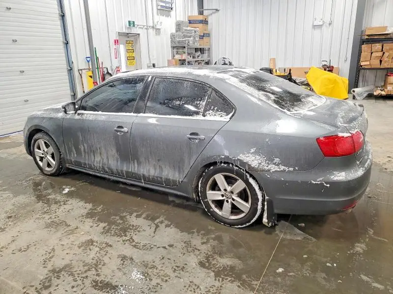 2014 VOLKSWAGEN JETTA SE  