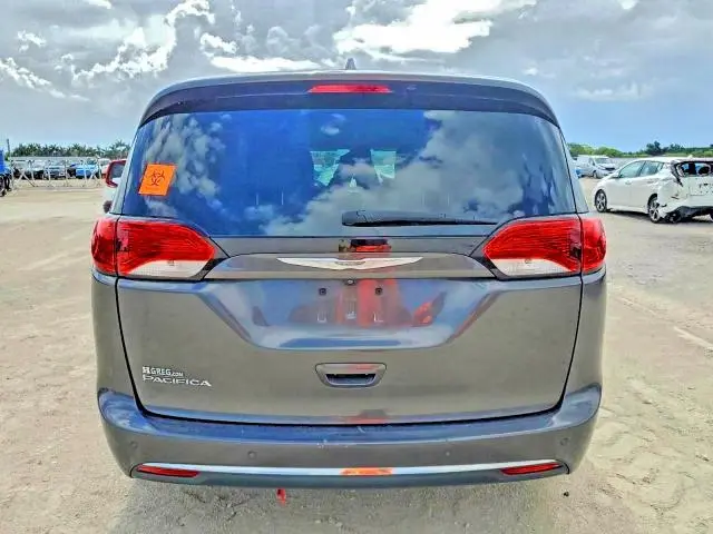 2017 CHRYSLER PACIFICA TOURING L PLUS  
