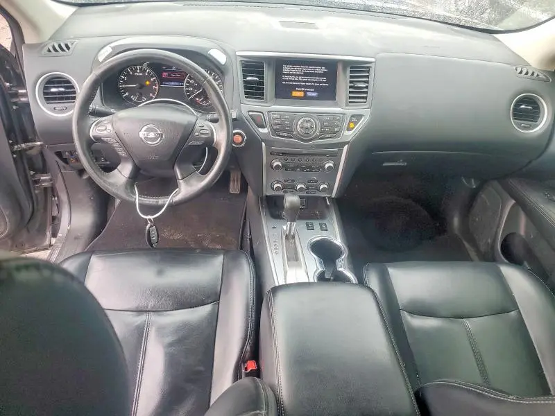 2018 NISSAN PATHFINDER SL  