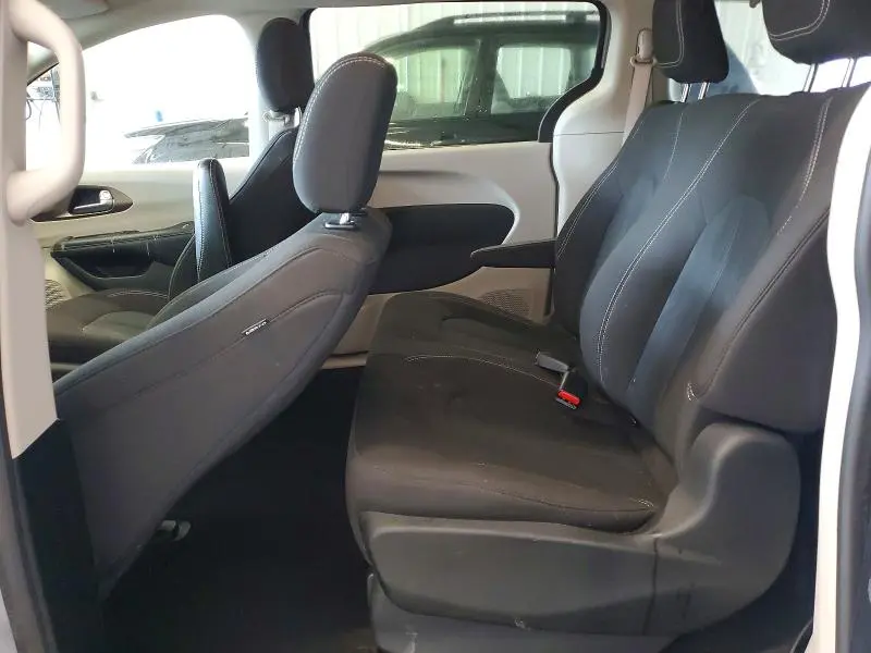 2021 CHRYSLER VOYAGER L  