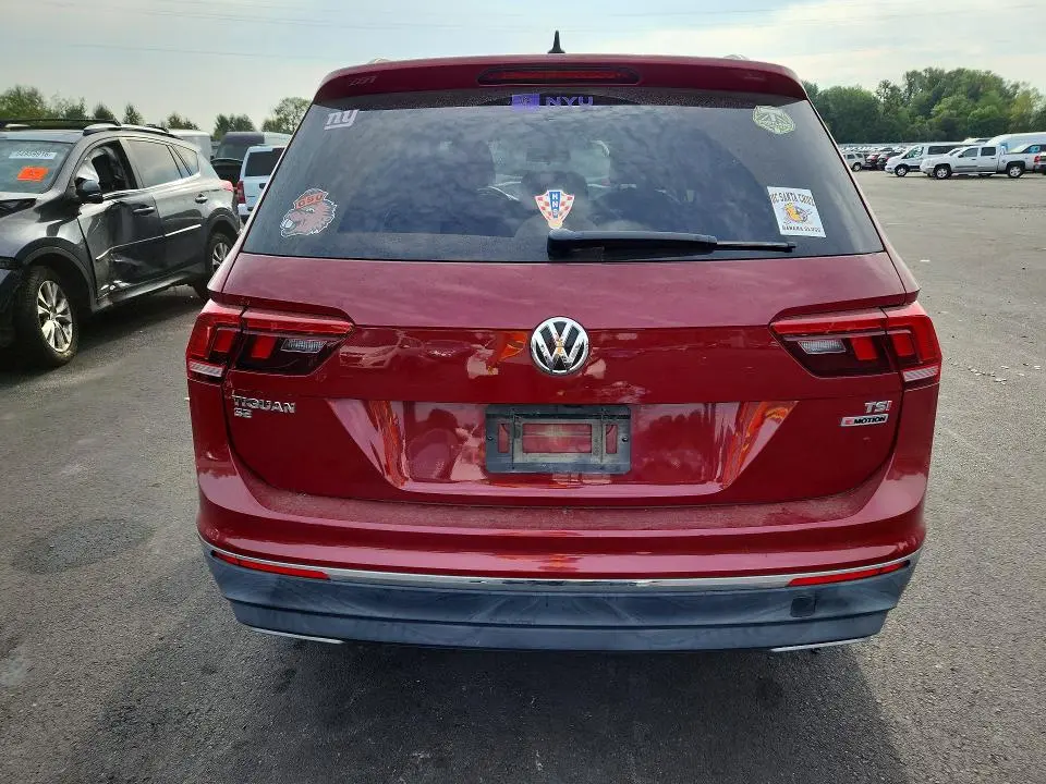 2018 VOLKSWAGEN TIGUAN SE  