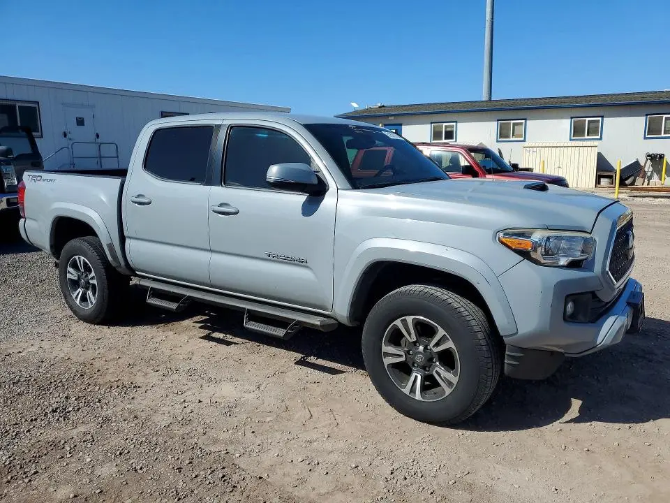 2019 TOYOTA TACOMA SR5 V6  