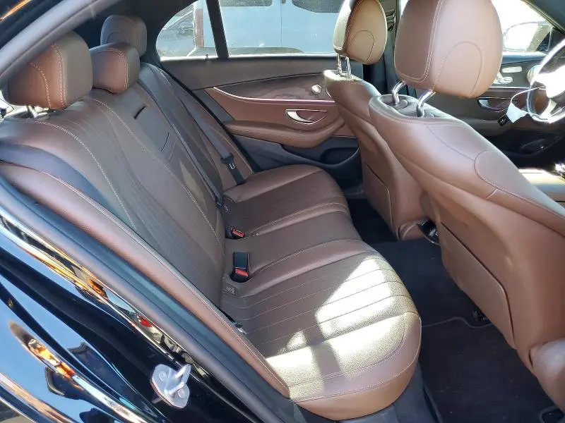 2017 MERCEDES-BENZ E 300  