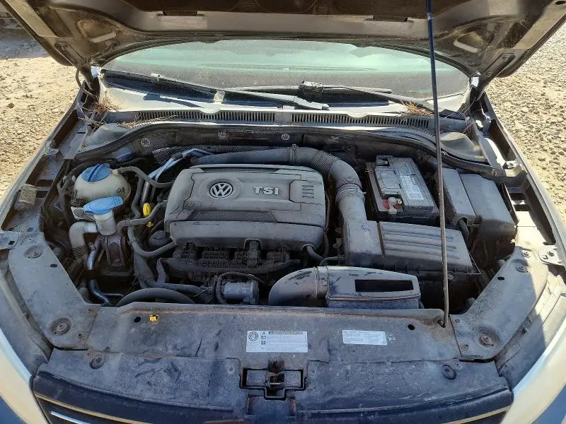 2014 VOLKSWAGEN JETTA SE  