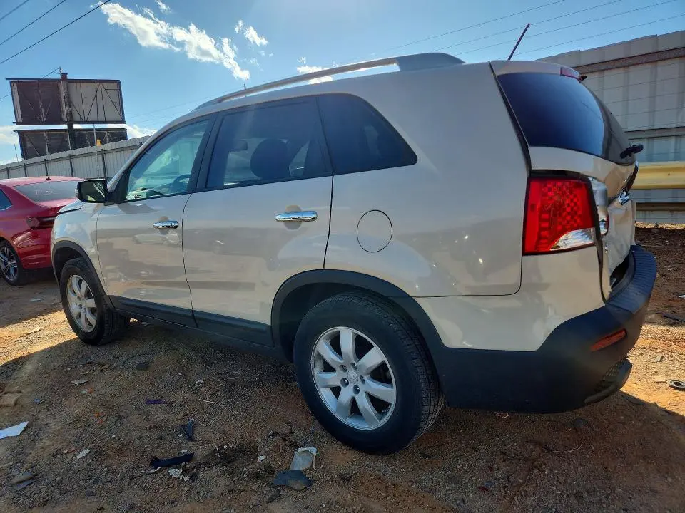 2011 KIA SORENTO   