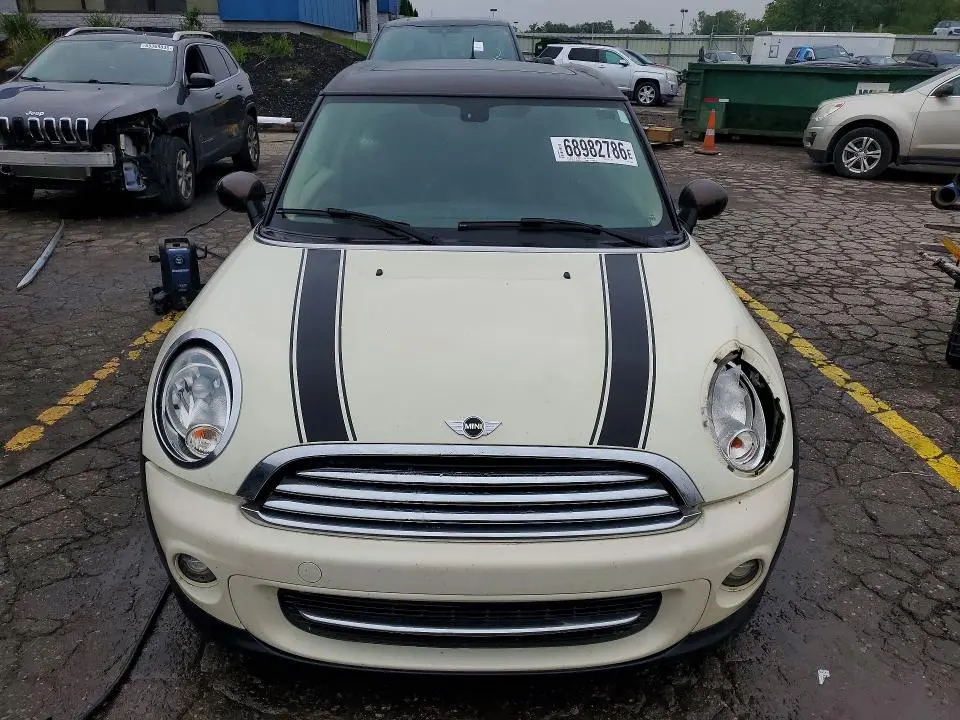 2013 MINI COOPER CLUBMAN  