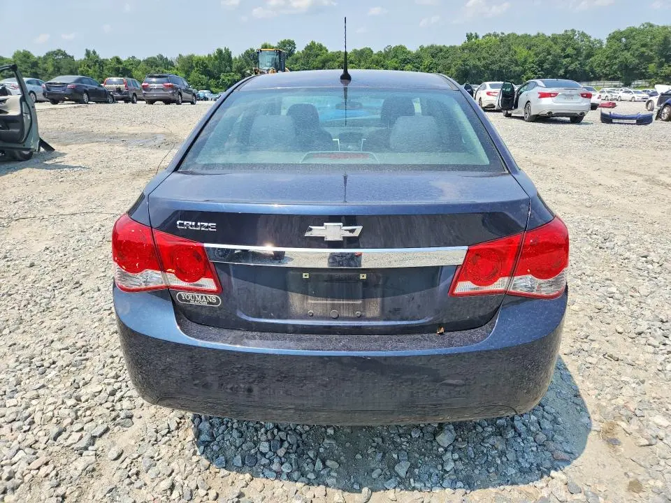 2014 CHEVROLET CRUZE LS  