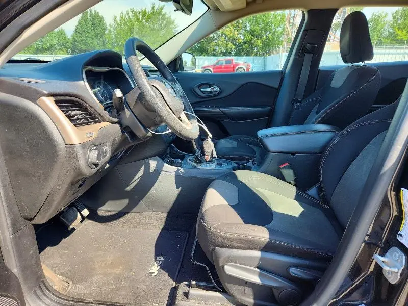 2015 JEEP CHEROKEE SPORT  