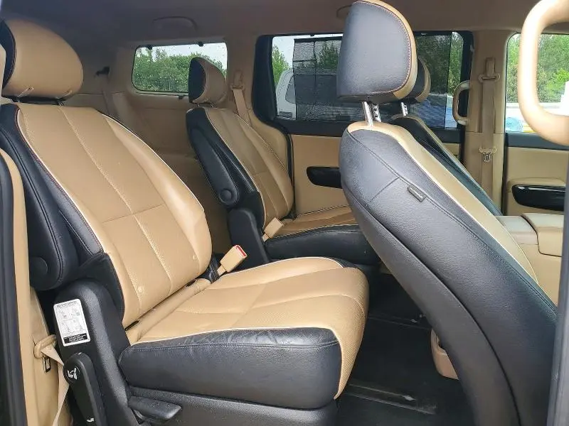 2016 KIA SEDONA SX  