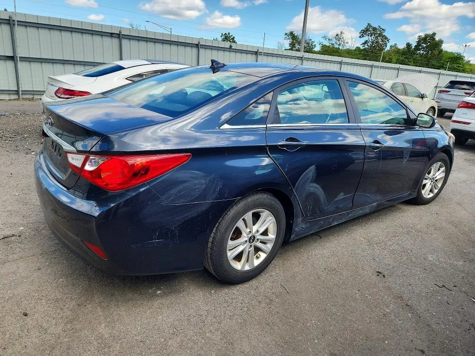 2014 HYUNDAI SONATA GLS  
