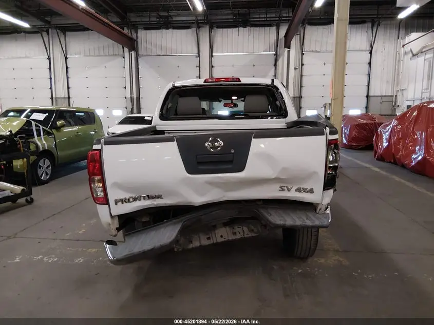 2011 NISSAN FRONTIER SV