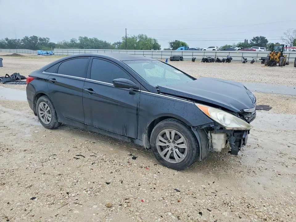 2012 HYUNDAI SONATA GLS  