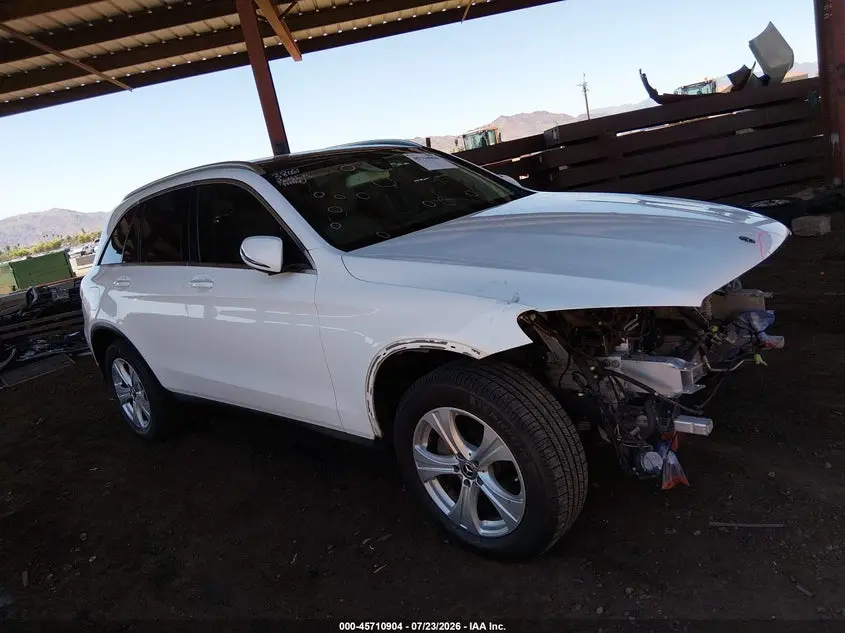 2018 MERCEDES-BENZ GLC 300 4MATIC