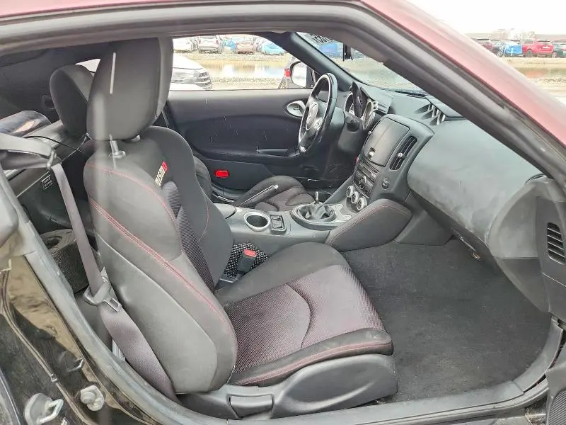 2011 NISSAN 370Z BASE  