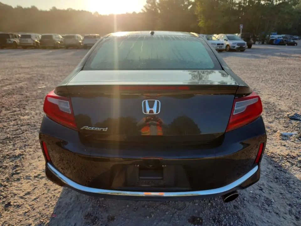 2017 HONDA ACCORD EX  