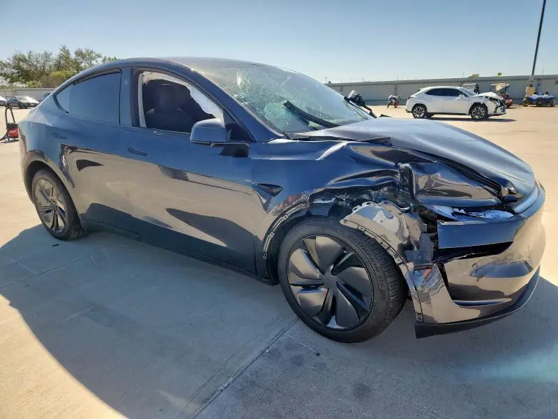 2026 TESLA MODEL Y   