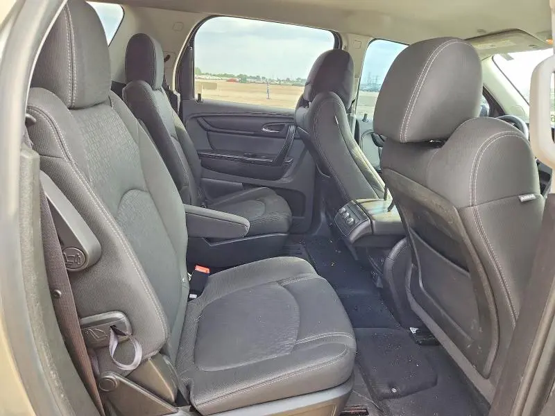 2014 GMC ACADIA SLE  
