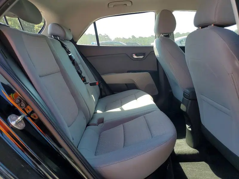 2023 KIA RIO S  