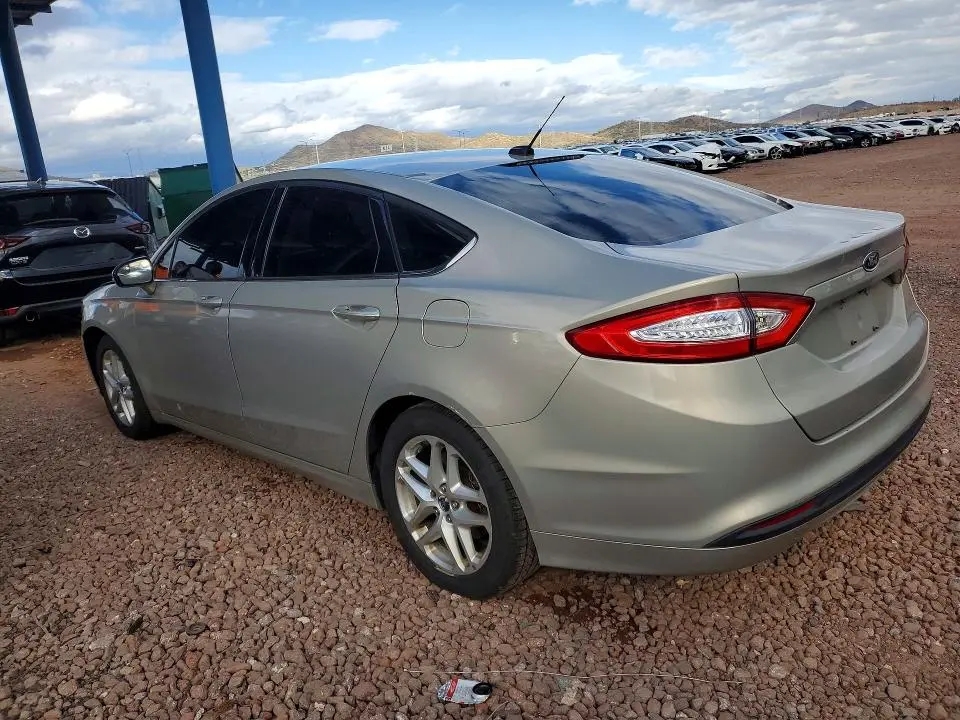 2015 FORD FUSION SE  