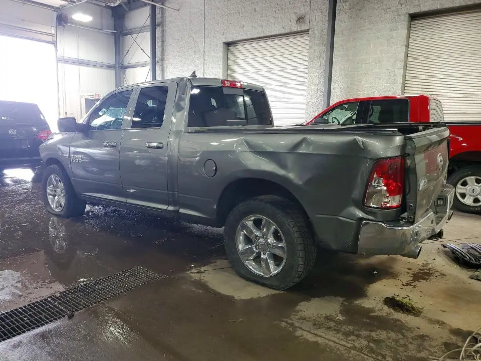 2013 RAM 1500 SLT  