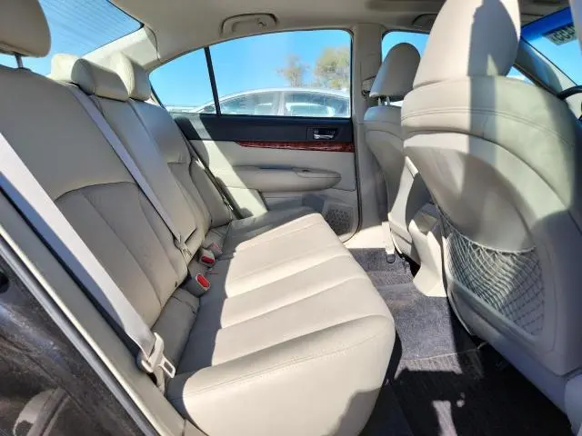 2011 SUBARU LEGACY 2.5I LIMITED  