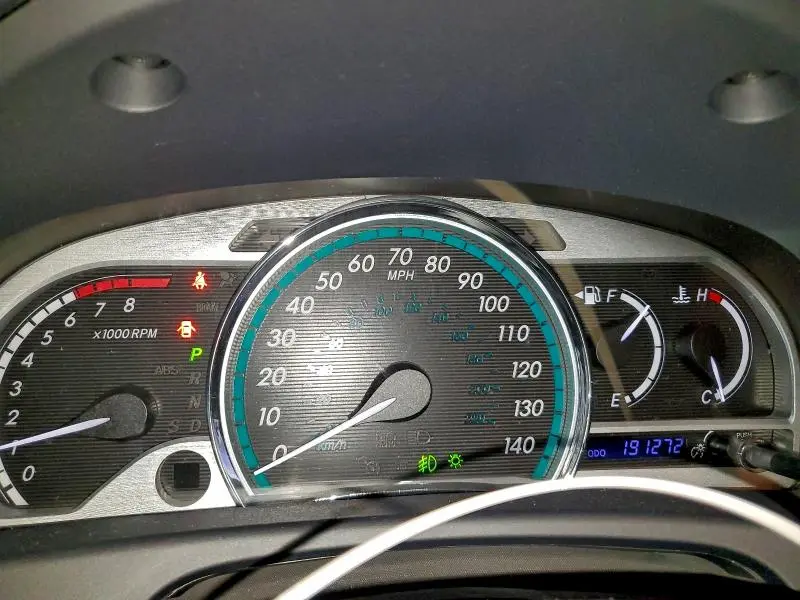 2014 TOYOTA VENZA LE  