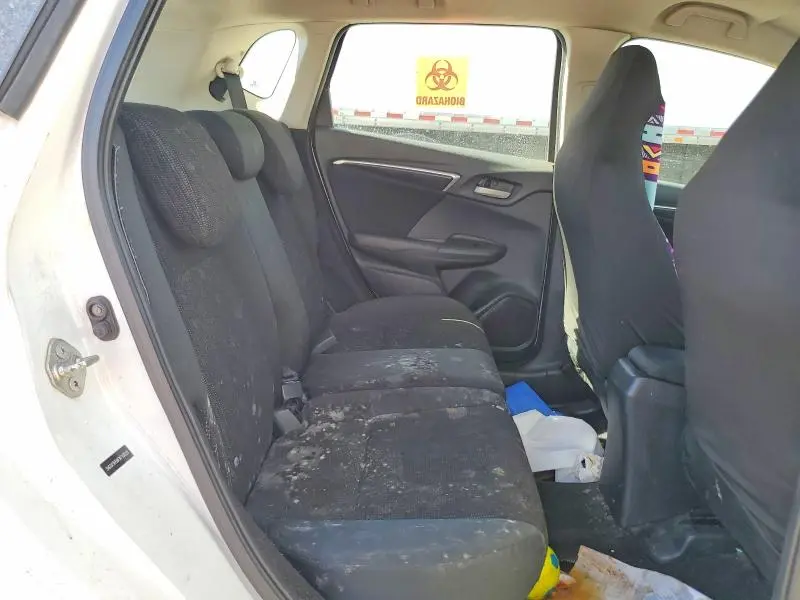 2015 HONDA FIT LX  