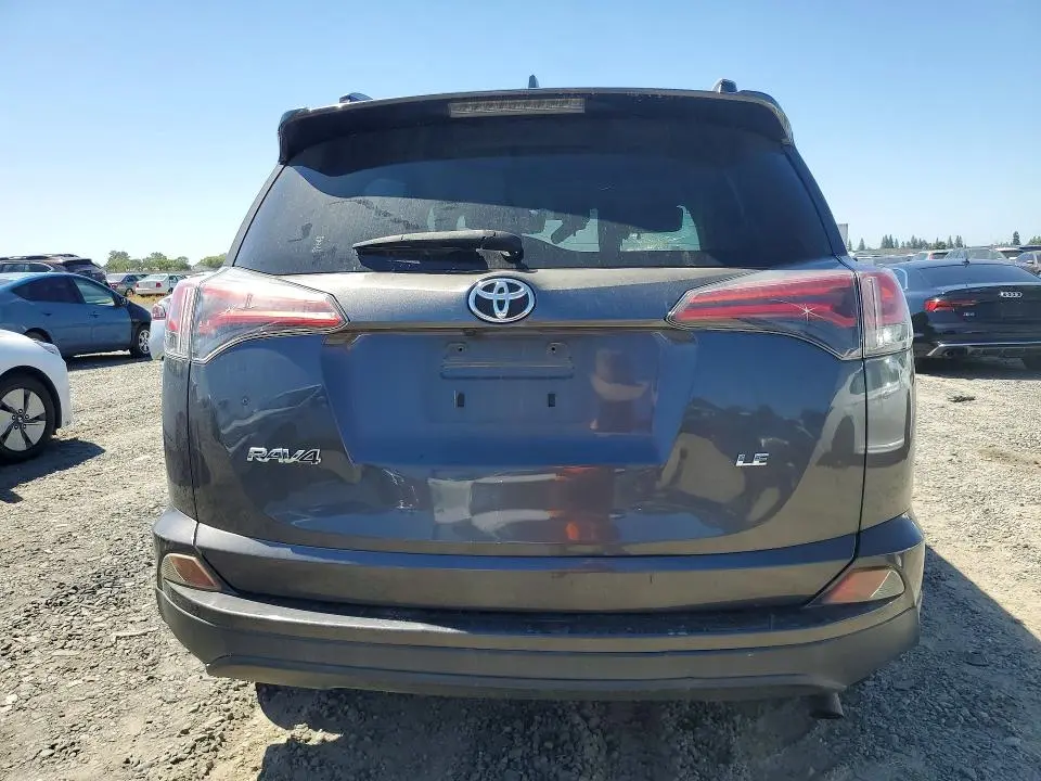 2018 TOYOTA RAV4 LE  