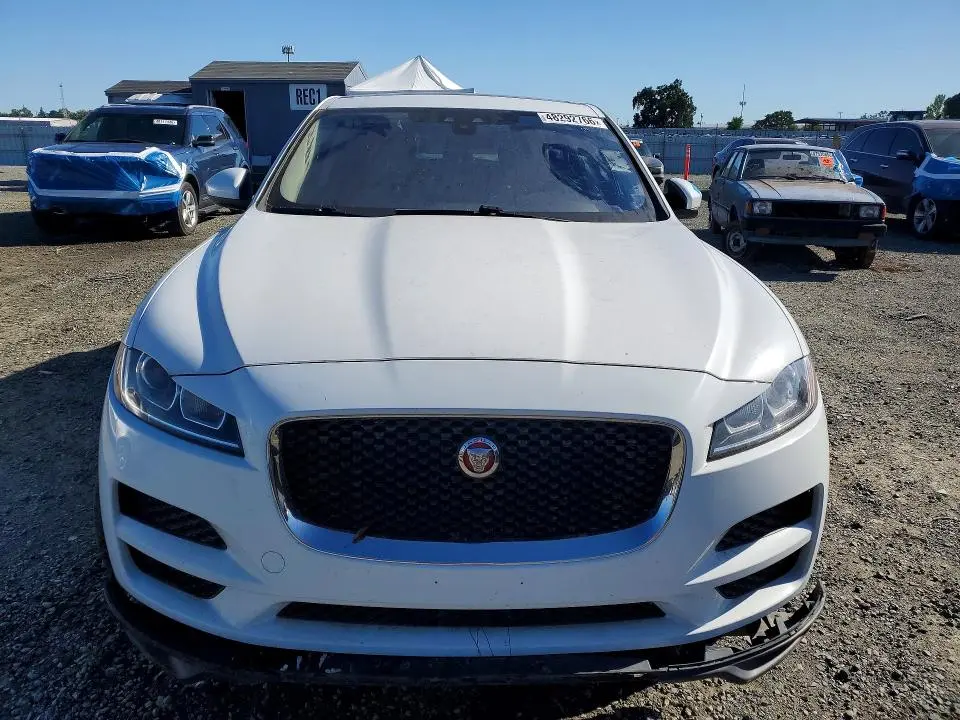 2017 JAGUAR F-PACE   