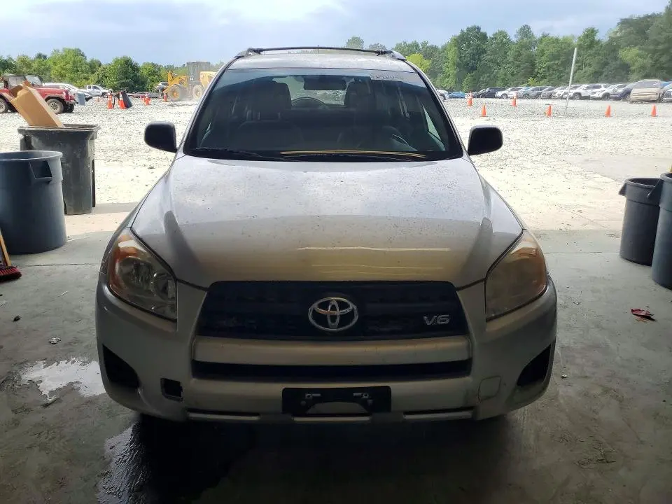 2011 TOYOTA RAV4 BASE  