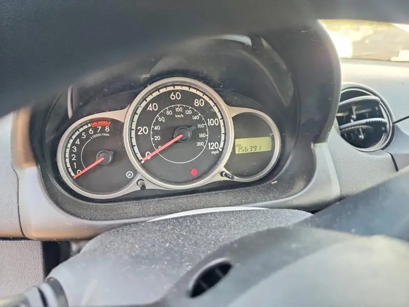 2011 MAZDA MAZDA2   