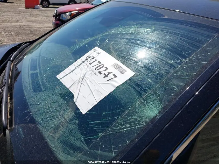 2025 GENESIS G70 2.5T RWD