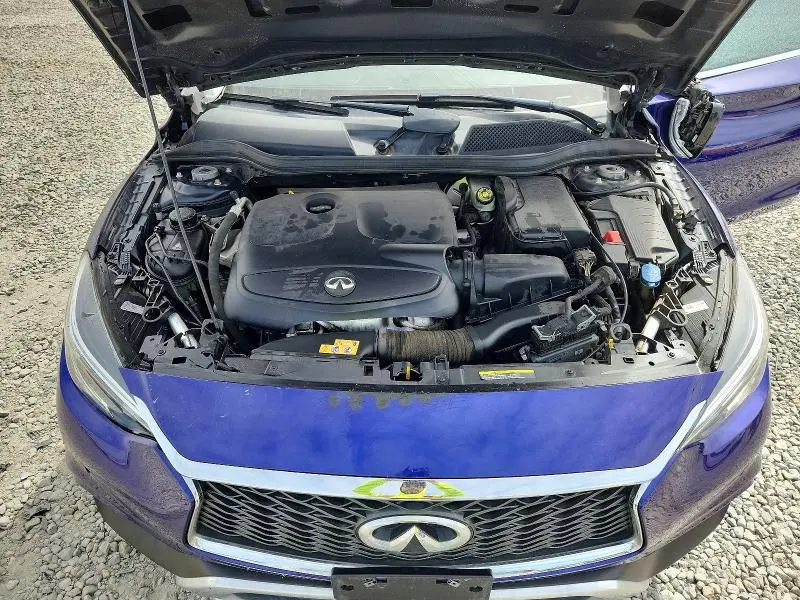 2017 INFINITI QX30 PREMIUM  