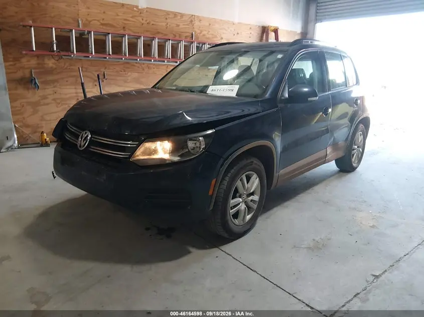 2015 VOLKSWAGEN TIGUAN S