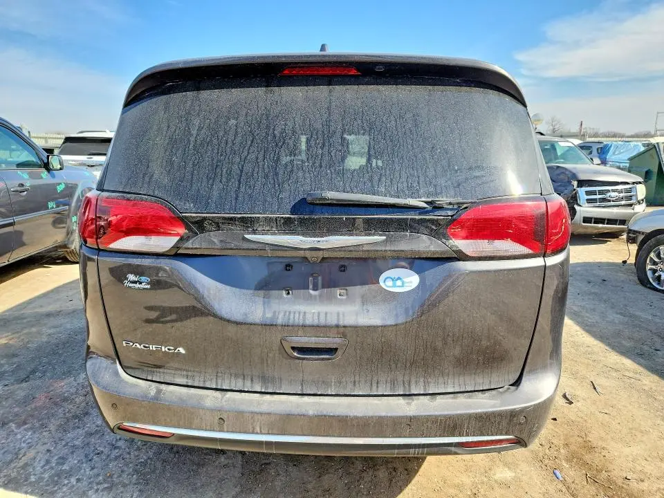 2017 CHRYSLER PACIFICA TOURING L PLUS  