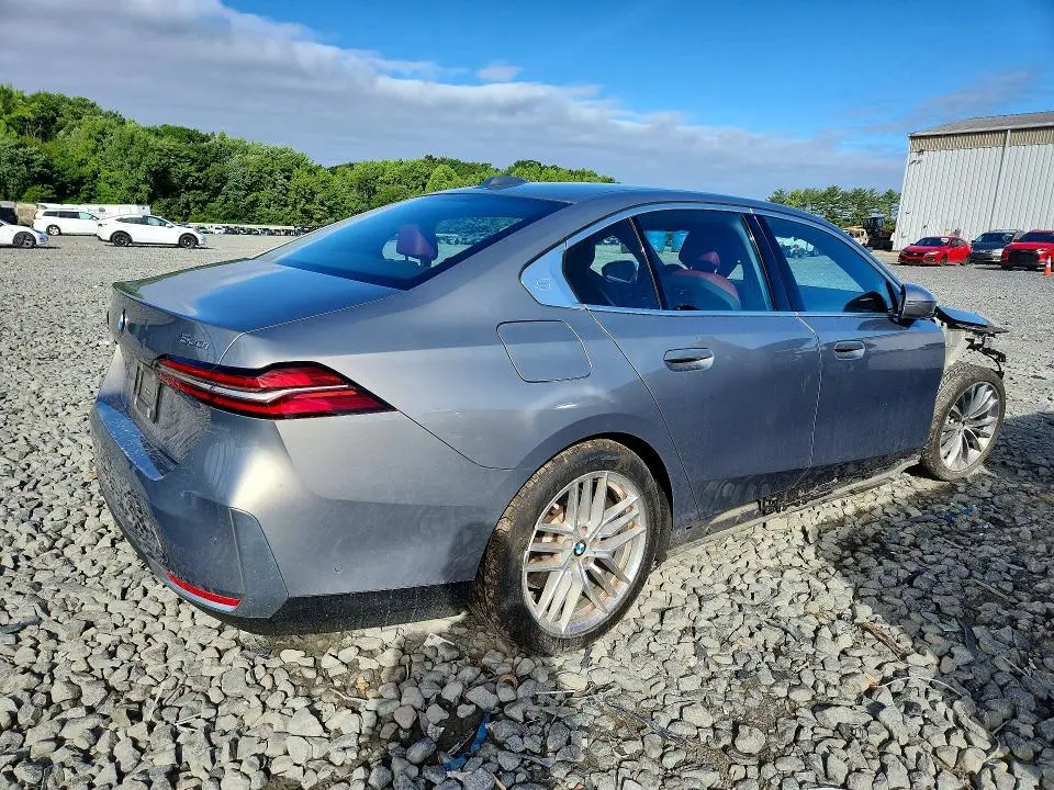 2024 BMW 530 XI  