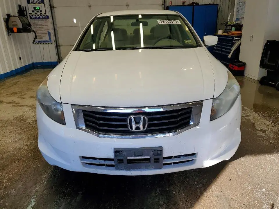 2010 HONDA ACCORD LX  