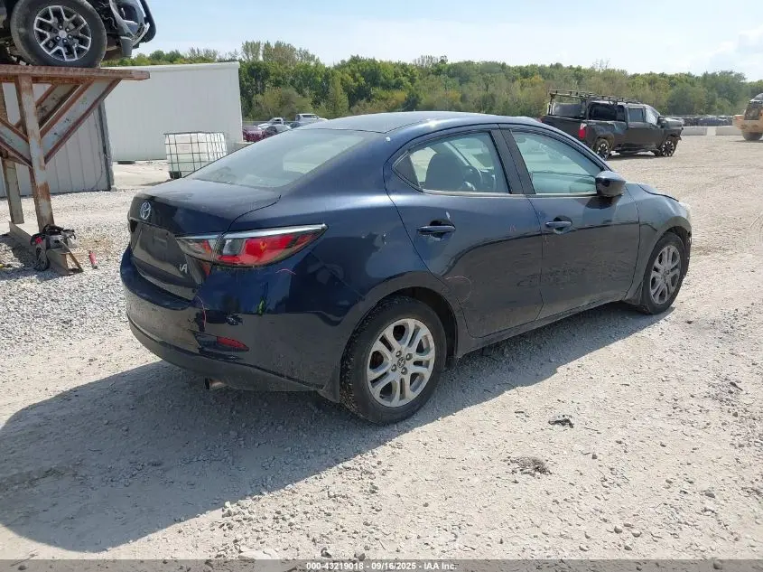 2017 TOYOTA YARIS IA  