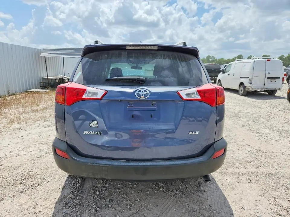 2014 TOYOTA RAV4 XLE  