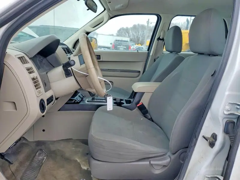 2011 FORD ESCAPE XLS  