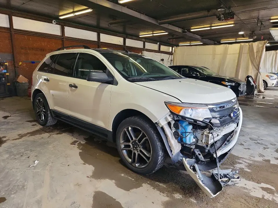 2013 FORD EDGE SE  
