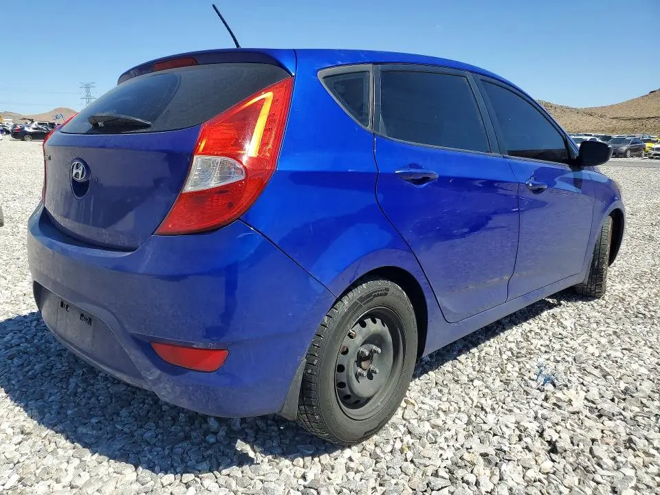 2013 HYUNDAI ACCENT GS  