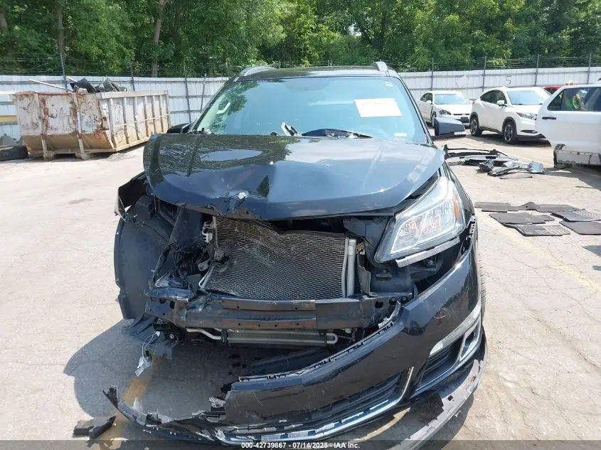 2016 CHEVROLET TRAVERSE 2LT