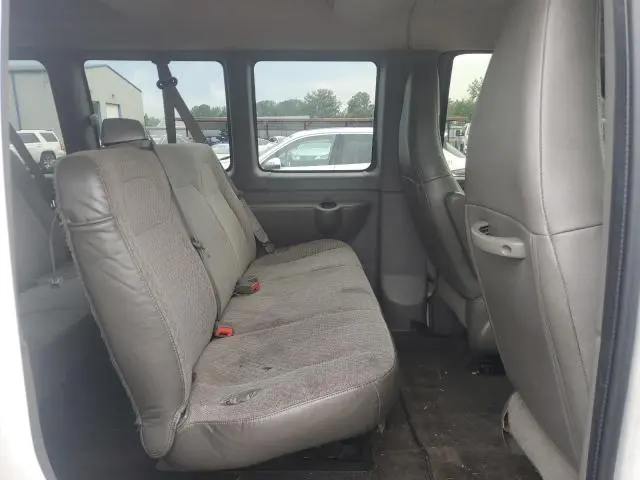 2016 CHEVROLET EXPRESS G3500 LT  