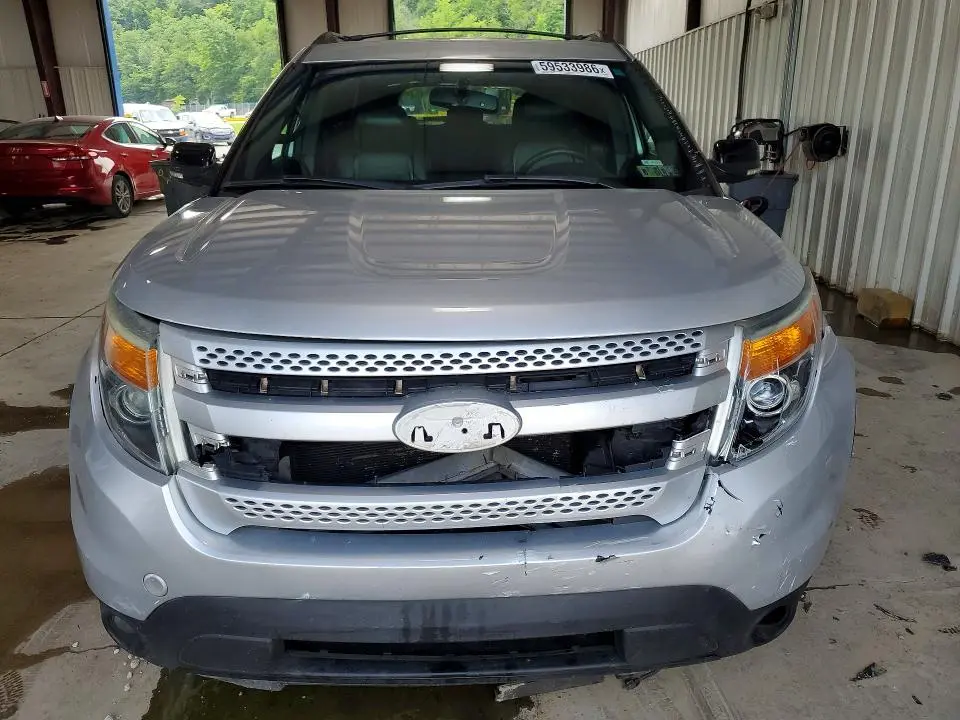 2011 FORD EXPLORER XLT  