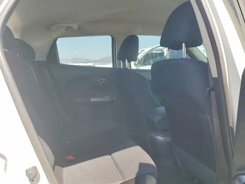 2015 NISSAN JUKE S  