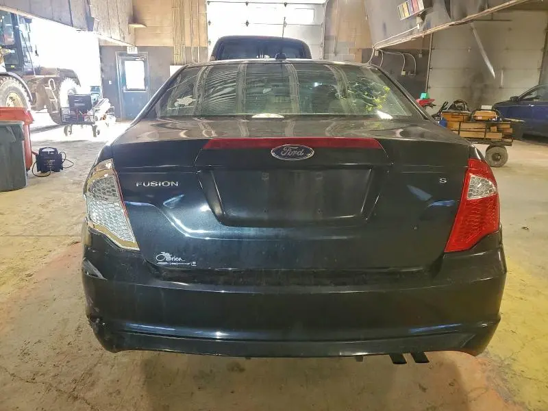 2010 FORD FUSION S  