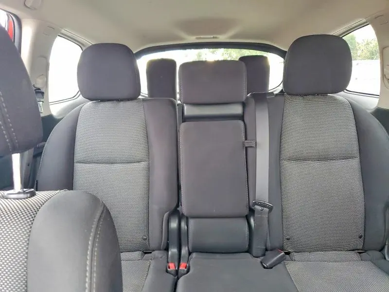2018 NISSAN PATHFINDER SV  