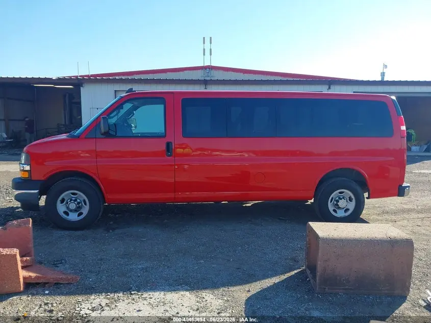 2017 CHEVROLET EXPRESS 3500 LT