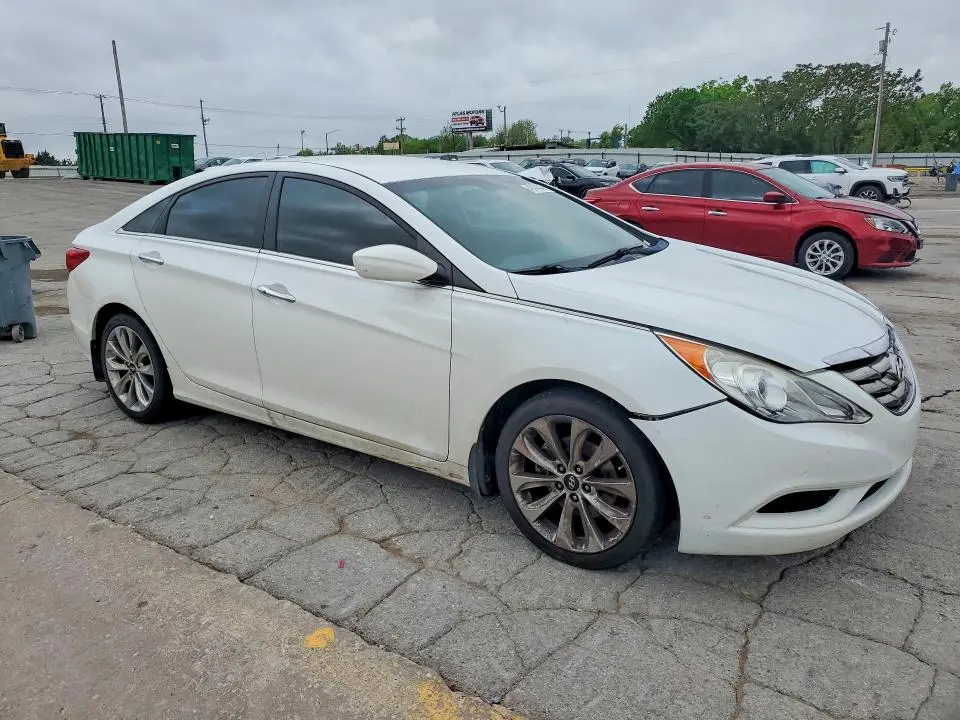 2013 HYUNDAI SONATA SE  